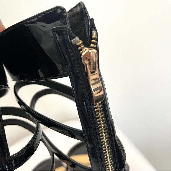 Jessica Rich Goddess Sandal in Black Patent Leather and Gold Heel, Size 37 6.5 - Picture 5 of 7